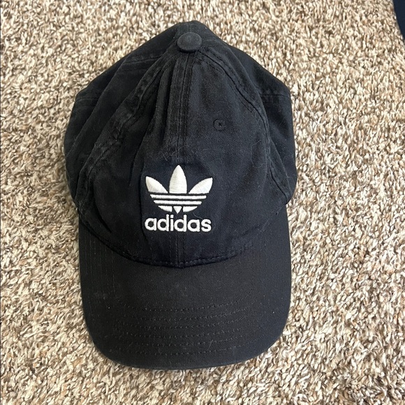 adidas Accessories - Adidas Classic Black and White Cap